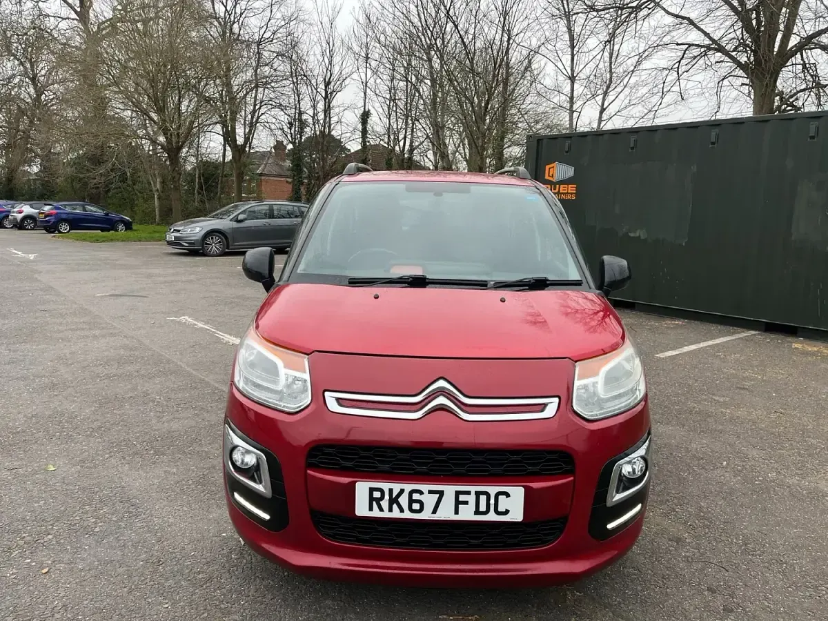 Used Citroën C3 Picasso 2017 Red MPV