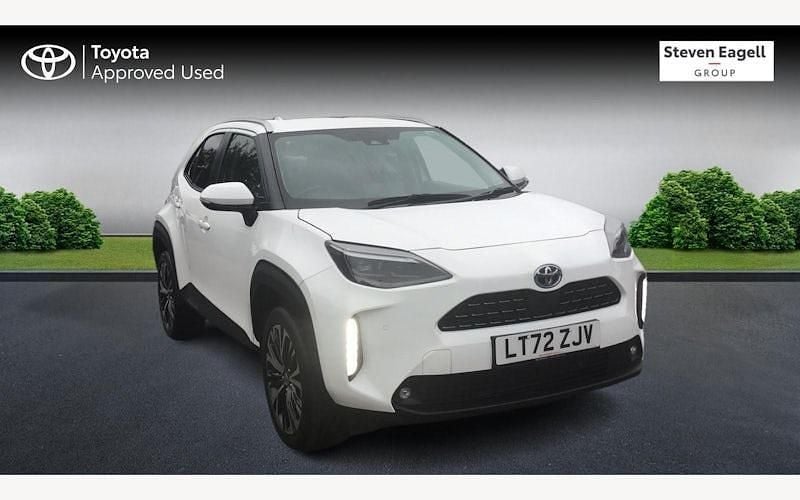 Used 2025 Toyota Yaris Hybrid Estate | £23,623 (Fair price) - Image 1/4