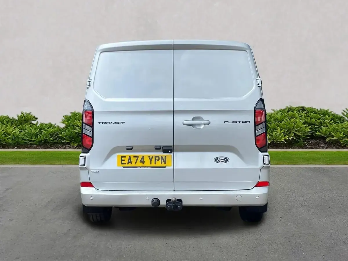 Used Ford Transit Custom Limited 232 HP (170 kW) 2024 Silver Van