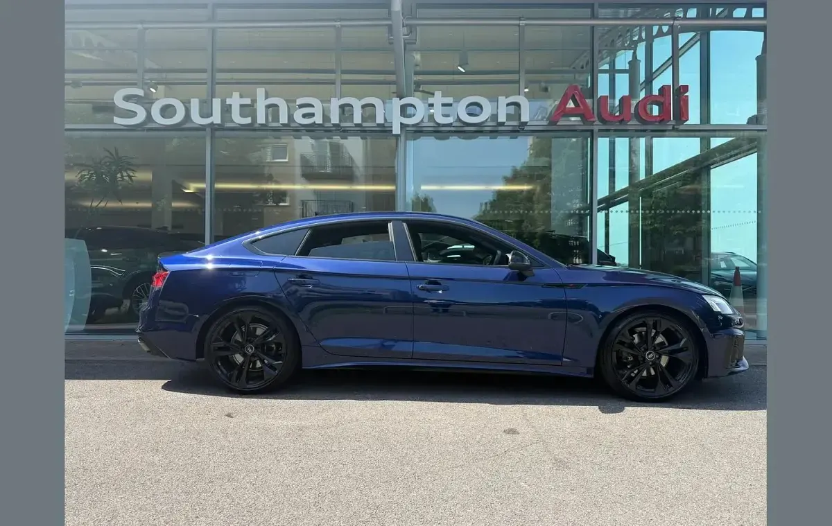 Used Audi A5 Black Edition 161 HP (118 kW) 2024 Blue Hatchback
