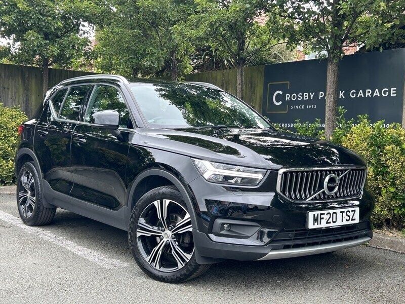 Black Used 2020 Volvo XC40 Inscription SUV | £23,750 (Fair price) - Image 1/3