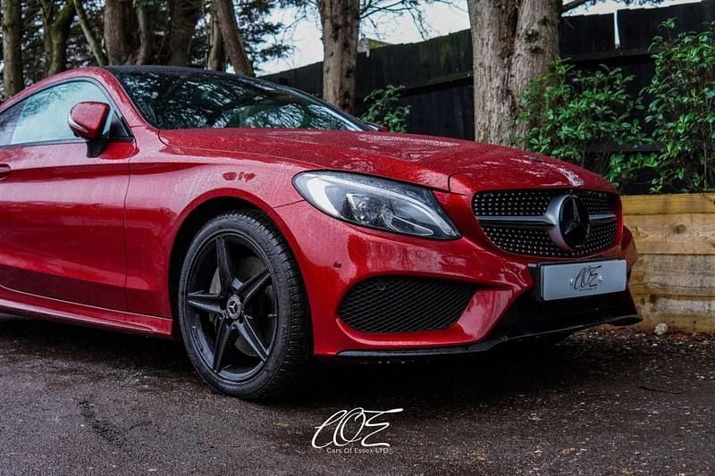 Used Mercedes C250 AMG Line Premium Plus 204 HP (150 kW) 2018 Red Coupe