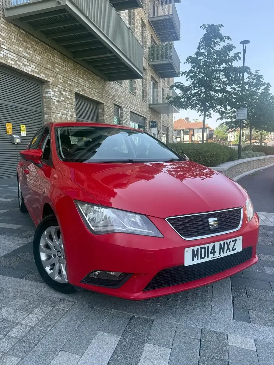 Used Seat Leon SE 110 HP (80 kW) 2014 Red Hatchback
