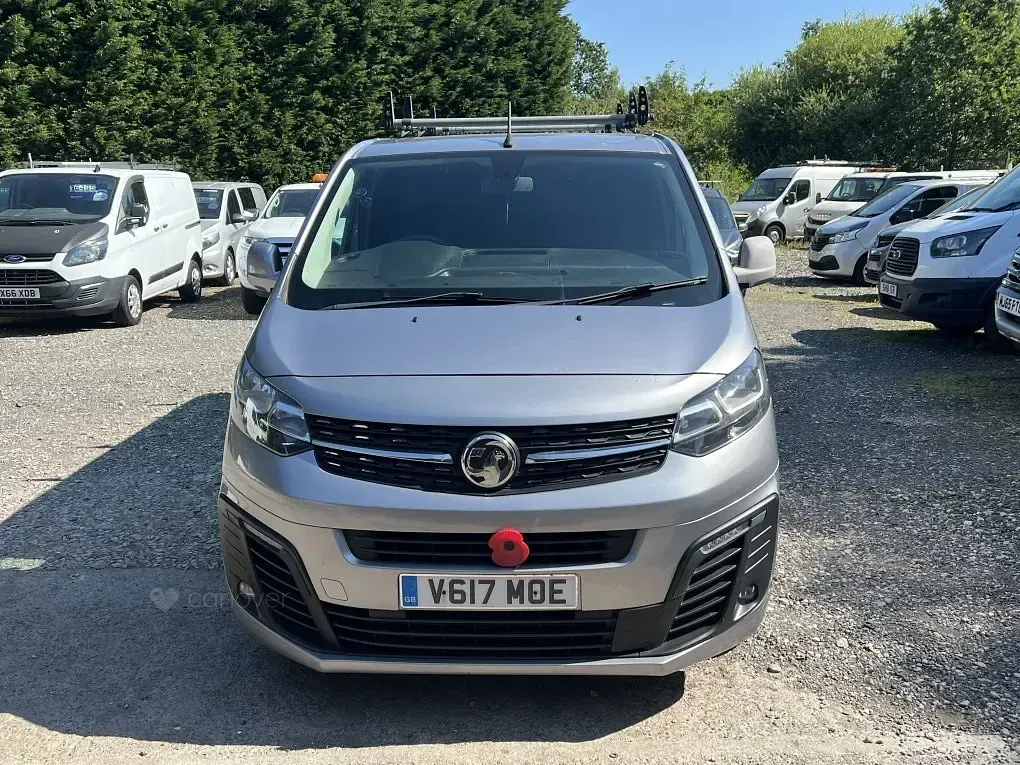 Used Vauxhall Vivaro Sportive 100 HP (73 kW) 2019 Grey MPV