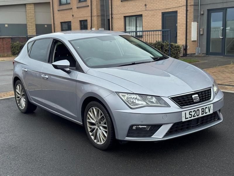Silver Used 2020 Seat Leon SE Dynamic Hatchback | £6,395 (Fair price) - Image 1/4