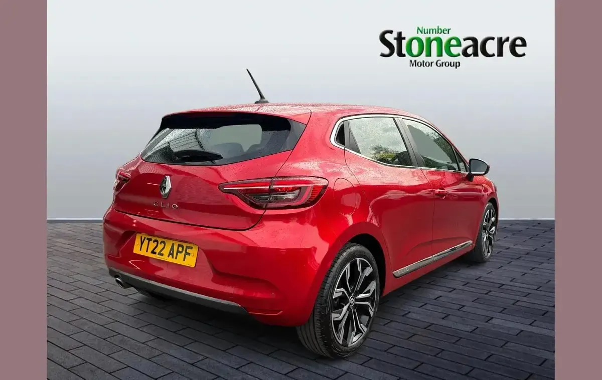 Used Renault Clio SE 88 HP (64 kW) 2022 Red Hatchback