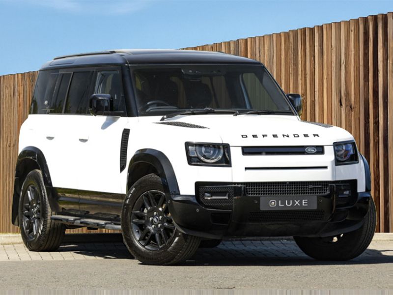 White Used 2022 Land Rover Defender Dynamic SUV | £54,898 (A bit pricey) - Image 1/4