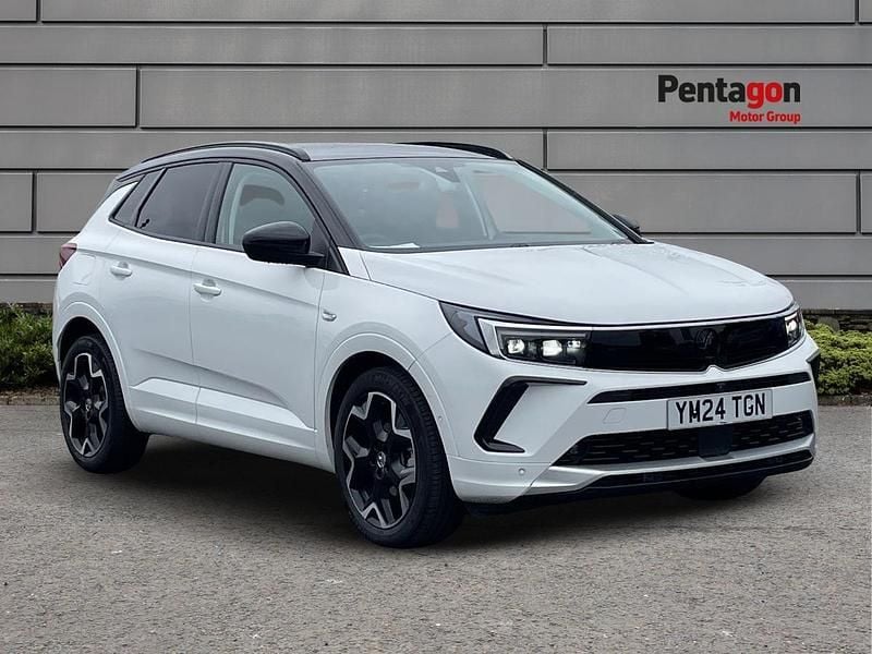 White Used 2024 Vauxhall Grandland X Ultimate SUV | £19,795 (Super price) - Image 1/4