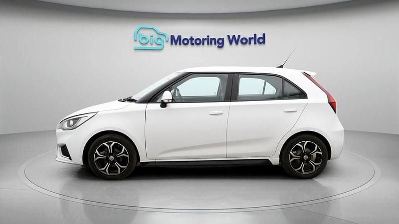 Used MG MG3 Exclusive 106 HP (77 kW) 2023 White Hatchback