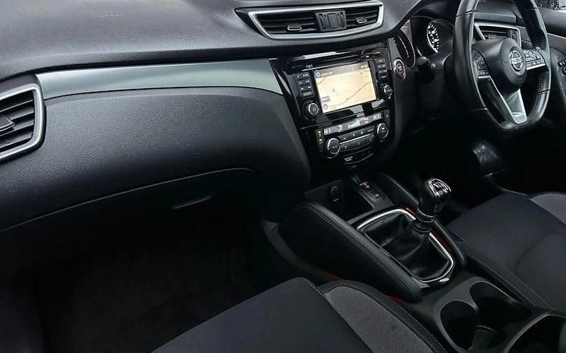 Used Nissan Qashqai N-Connecta 110 HP (80 kW) 2018 SUV