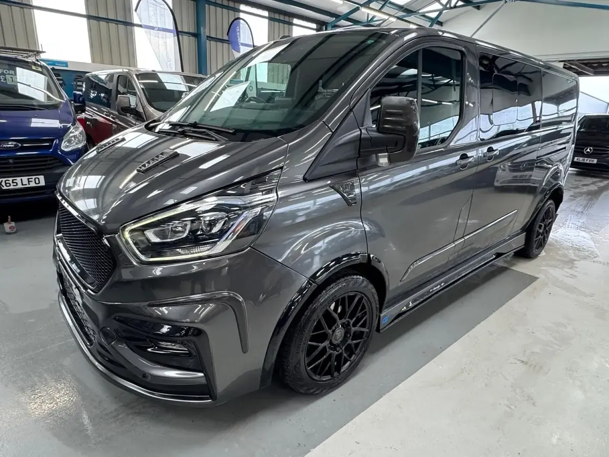 Used Ford Transit Custom Limited 185 HP (136 kW) 2021 Grey Van