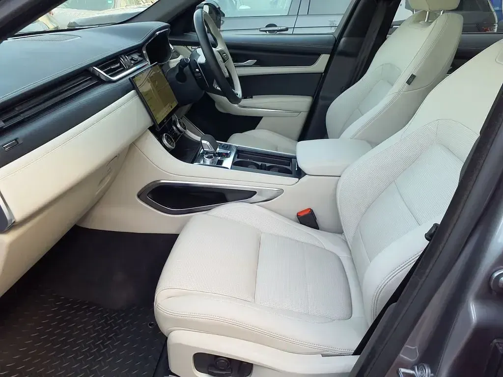 Used Jaguar F-Pace R-Dynamic 204 HP (150 kW) 2023 Grey SUV