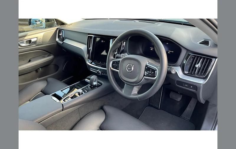 Used Volvo V60 Plus 350 HP (257 kW) 2025 Grey Estate