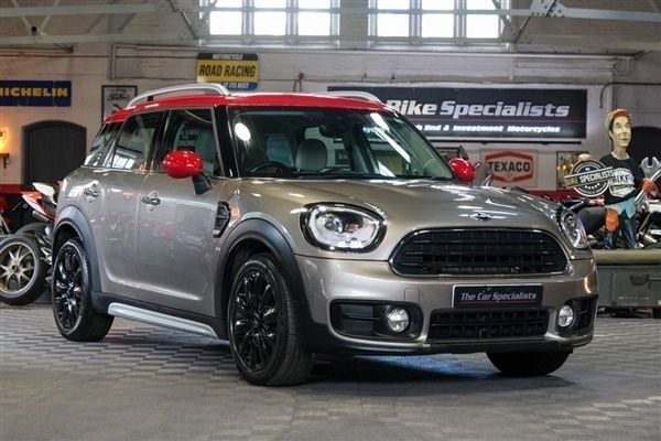 Melting silver Used 2018 Mini Cooper Countryman Chili SUV | £14,480 (A bit pricey) - Image 1/1