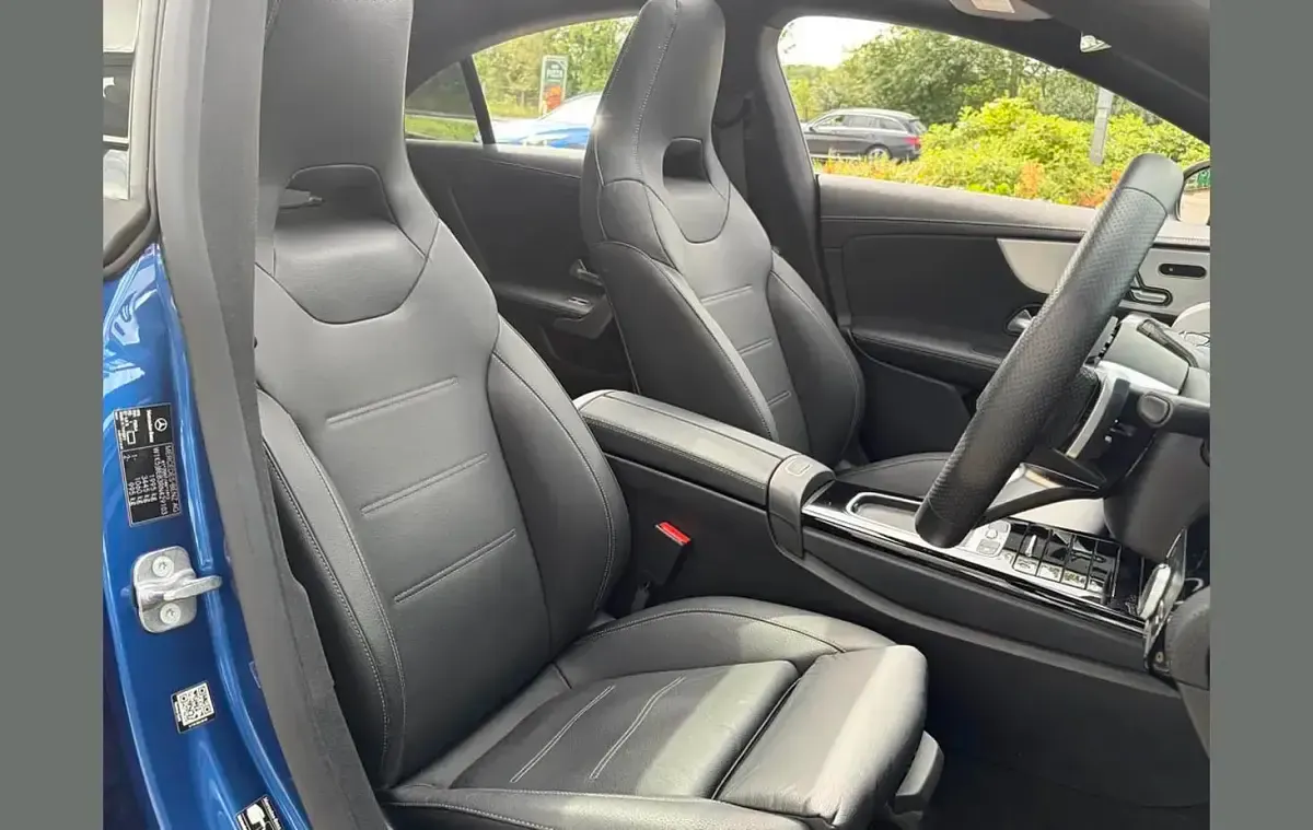 Used Mercedes CLA180 AMG Line Premium Plus 134 HP (98 kW) 2023 Blue Coupe