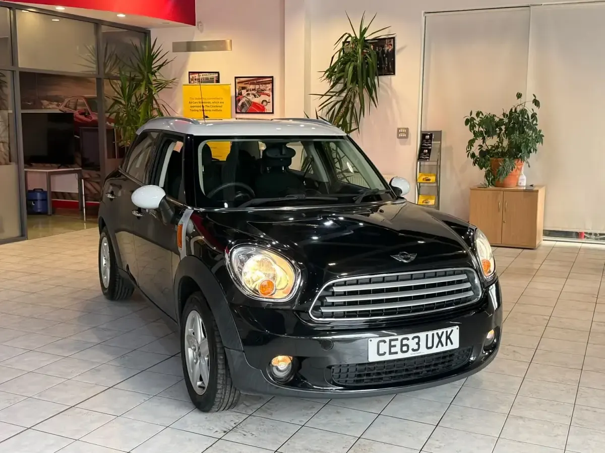 Used Mini Cooper Countryman 122 HP (89 kW) 2013 Black SUV