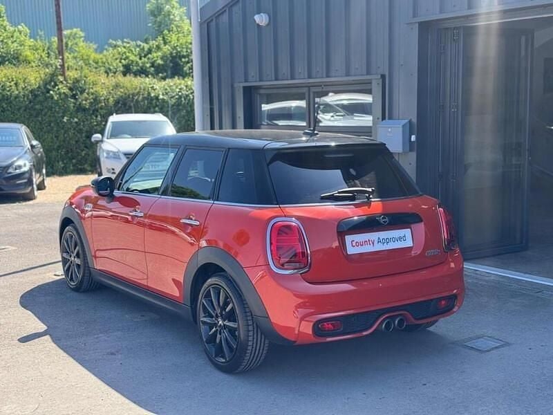 Used Mini Cooper S 2019 Red Hatchback