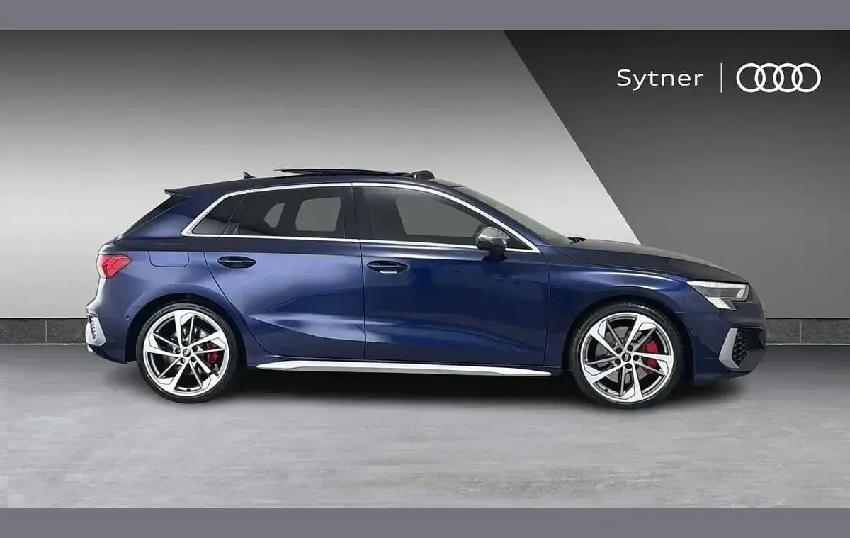 Used Audi S3 Sportback Comfort 306 HP (225 kW) 2021 Blue Hatchback