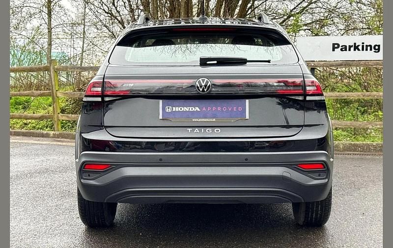 Used VW Taigo Life 108 HP (79 kW) 2023 Black SUV