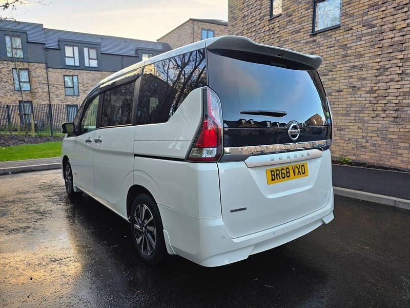 Used Nissan Serena 2024 White MPV