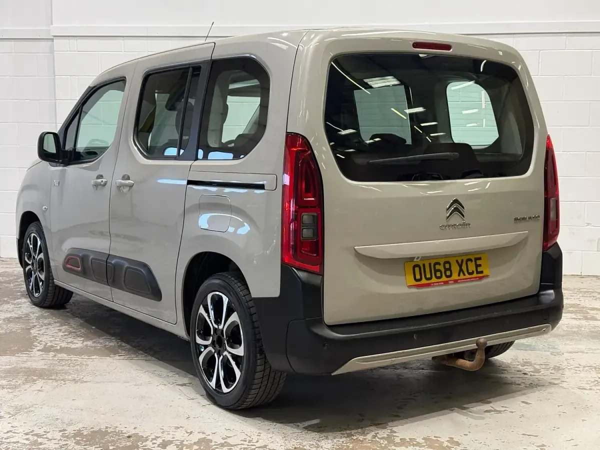 Used Citroën e-Berlingo Flair 127 HP (93 kW) 2018 Beige MPV