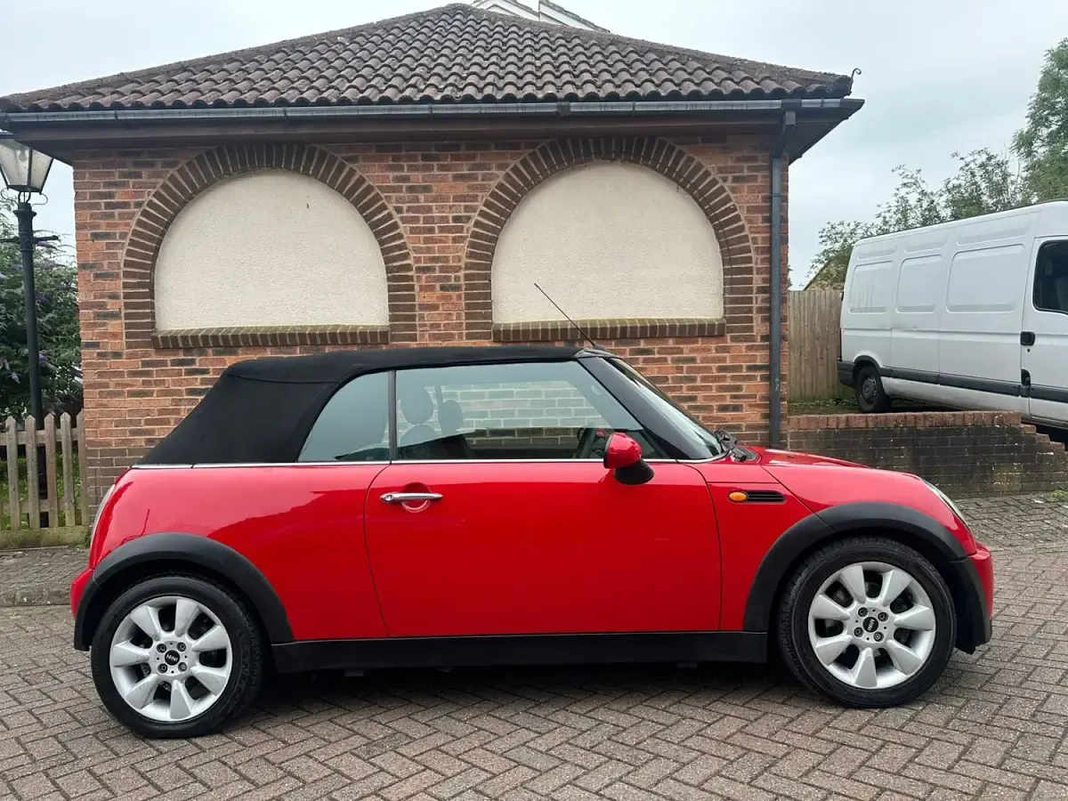 Usado Mini ONE 2005 Rojo Utilitario