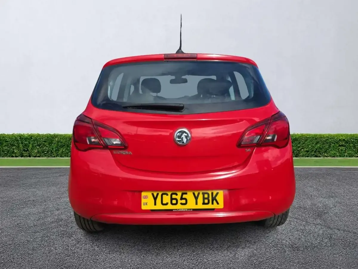 Used Vauxhall Corsa 90 HP (66 kW) 2015 Red Hatchback