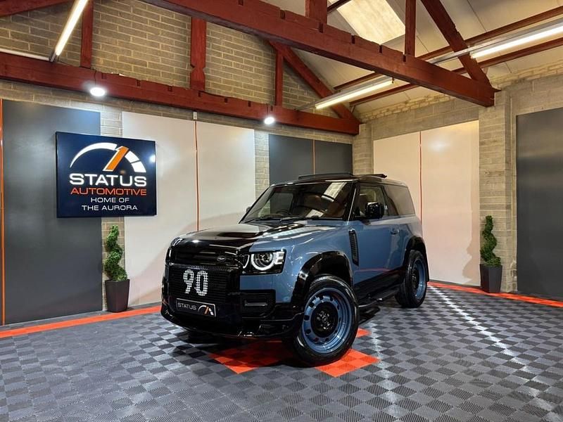Used Land Rover Defender SE 300 HP (220 kW) 2024 Blue Estate