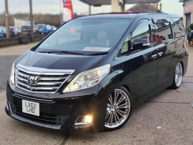 Usado Toyota Alphard Edition 2013 Preto Monovolume