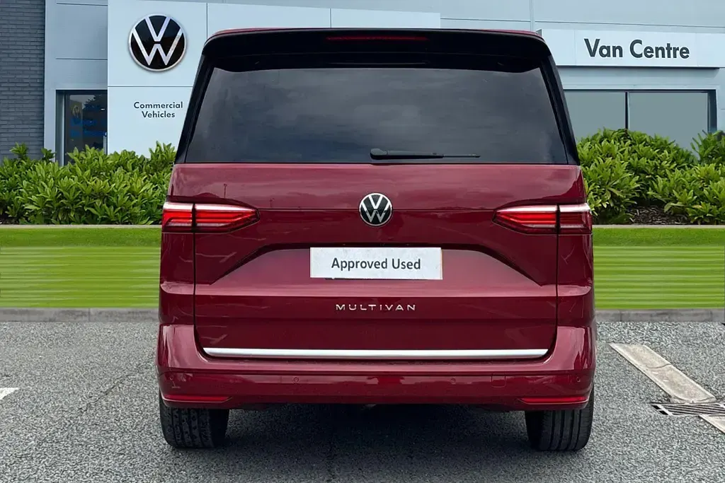 Used VW Multivan Style 150 HP (110 kW) 2025 Red MPV