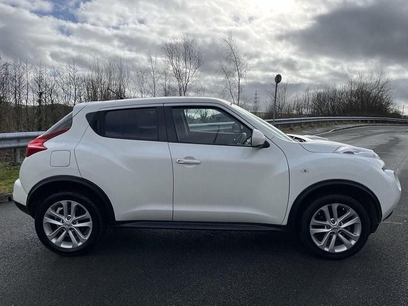 Used Nissan Juke Acenta Premium 117 HP (86 kW) 2013 White SUV