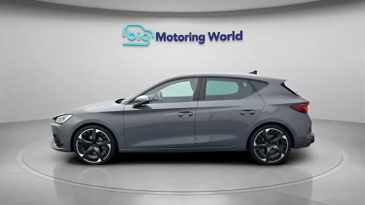Used Cupra Leon VZ3 310 HP (228 kW) 2023 Grey Hatchback
