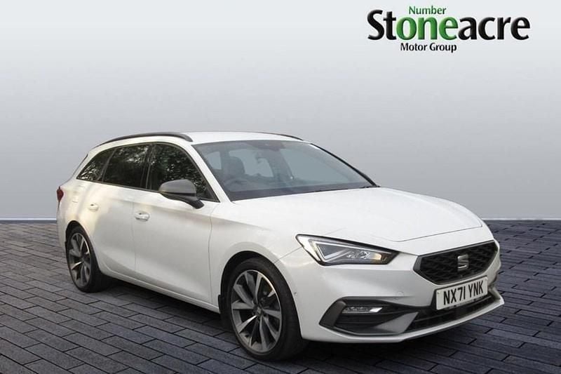 White Used 2021 Seat Leon FR Sport Estate | £15,700 (Fair price) - Image 1/1