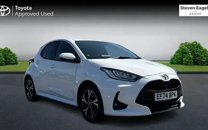 Used Toyota Yaris Design 116 HP (85 kW) 2024 Hatchback