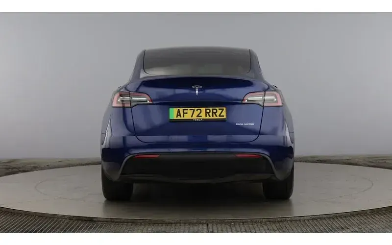 Used Tesla Model Y Long Range AWD 286 kW (389 HP) 2025 SUV