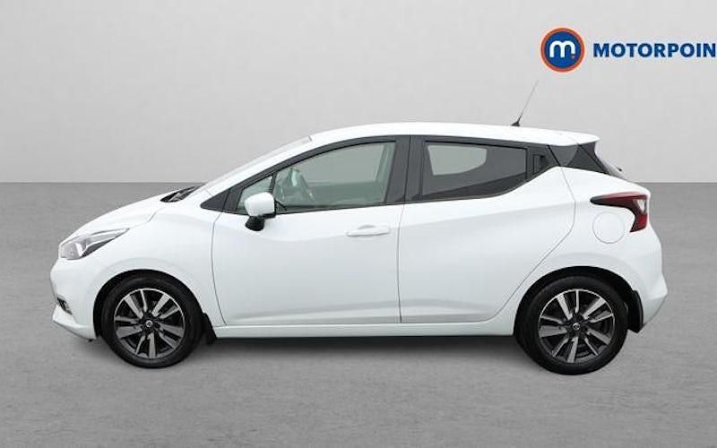 Usado Nissan Micra N-Connecta 90 HP (66 kW) 2018 Branco Citadino