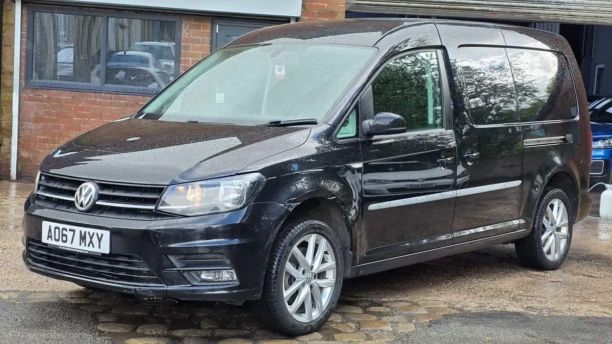 Used VW Caddy Maxi Highline 2017 Black MPV