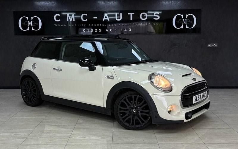 White Used 2014 Mini Cooper SD Hatch Hatchback | £9,490 (Fair price) - Image 1/4