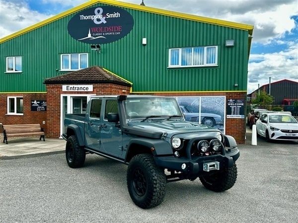 Grey Used 2014 Jeep Wrangler Rubicon SUV | £55,000 - Image 1/1
