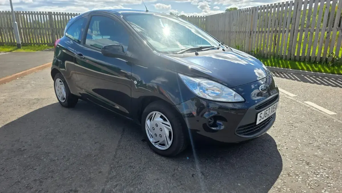 Used Ford Ka 69 HP (50 kW) 2014 Black Hatchback