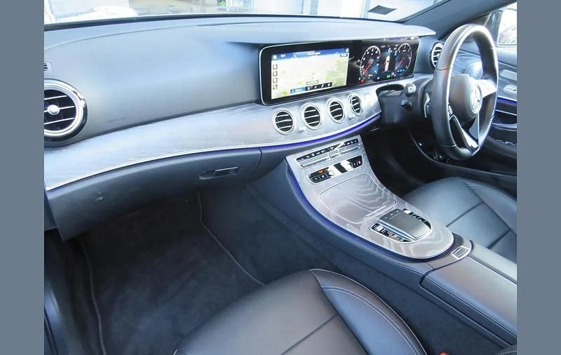 Used Mercedes E200 AMG line 200 HP (147 kW) 2023 Grey Estate