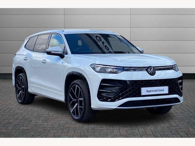 White Used 2025 VW Tayron R-line SUV | £37,997 (Fair price) - Image 1/4