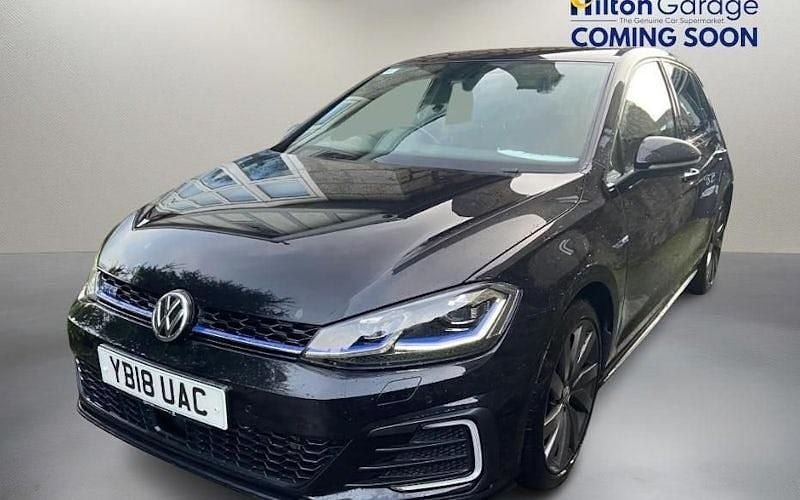 Used 2020 VW Golf VII Advance Hatchback | £14,050 (Good price) - Image 1/1