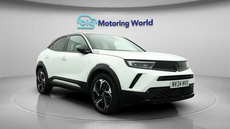 Image 2/4