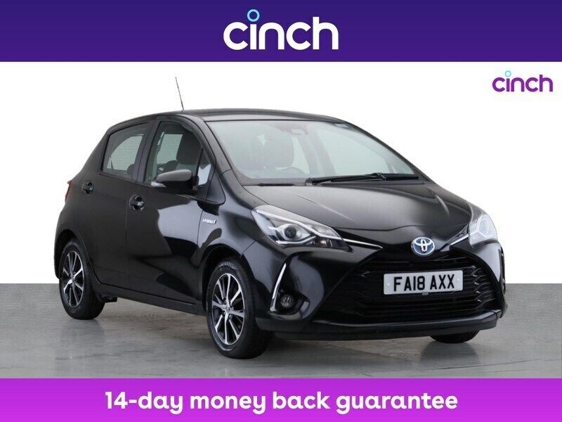 Black Used 2018 Toyota Yaris Hybrid Hatchback | £12,399 (Good price) - Image 1/3