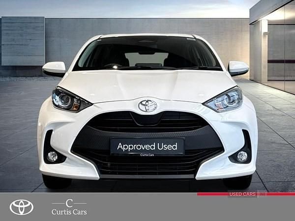 Used Toyota Yaris Hybrid 2025 White Hatchback