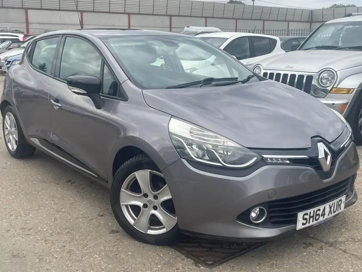 Używany Renault Clio IV Dynamique 75 KM (55 kW) 2014 Szary Hatchback