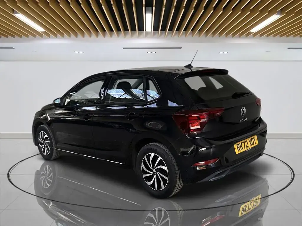 Used VW Polo Life 95 HP (69 kW) 2022 Black Hatchback