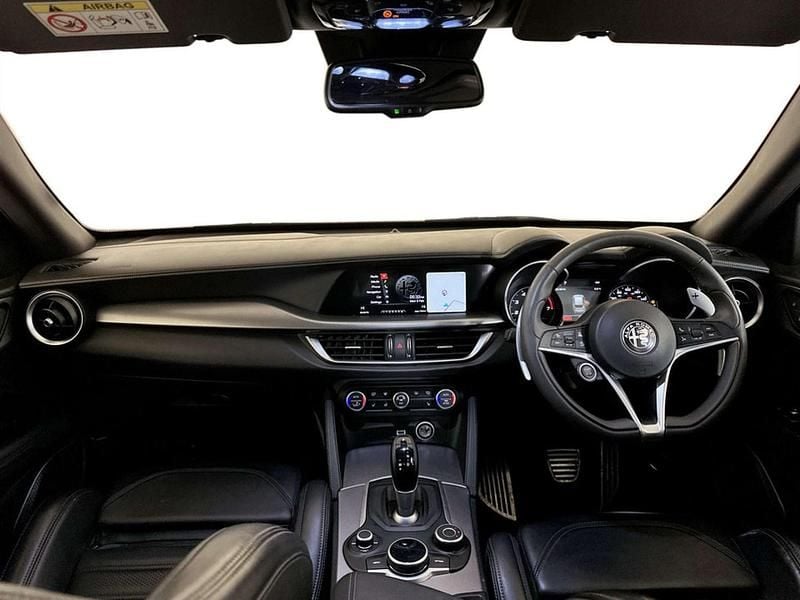 Used Alfa Romeo Stelvio Ti 280 HP (205 kW) 2020 White SUV