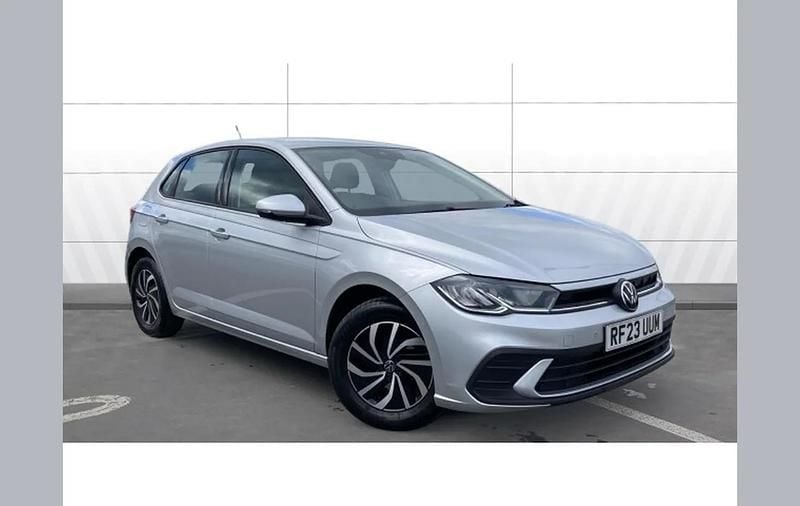 Used VW Polo Life 95 HP (69 kW) 2023 Silver Hatchback